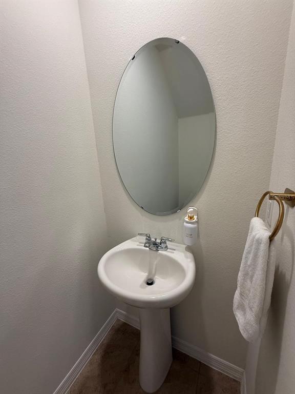 Building Photo - 1419 Plank Pl