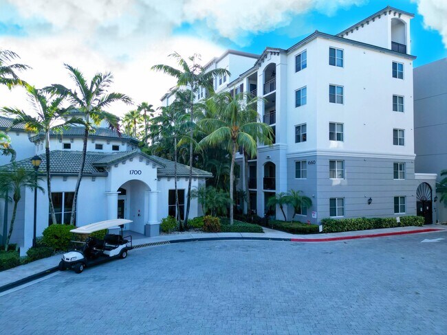 Building Photo - 1660 Renaissance Commons Blvd