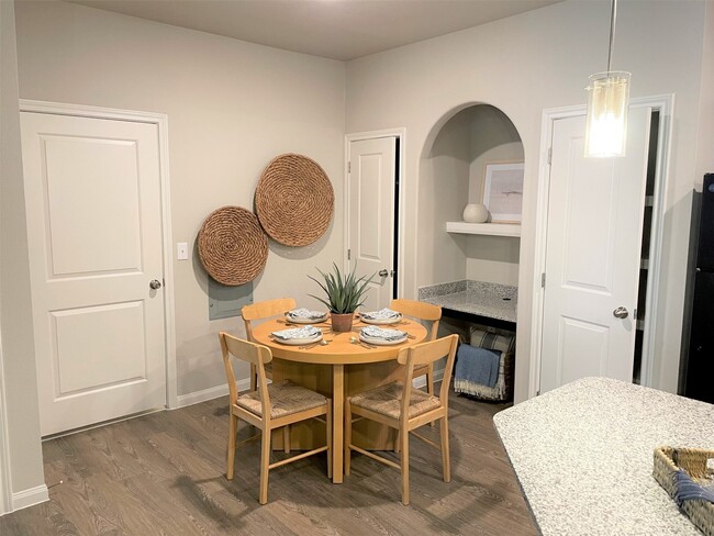 Building Photo - 4702 Old Brownsville Rd