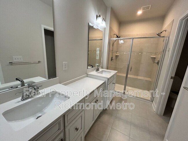 Building Photo - 14361 Revelry Blvd