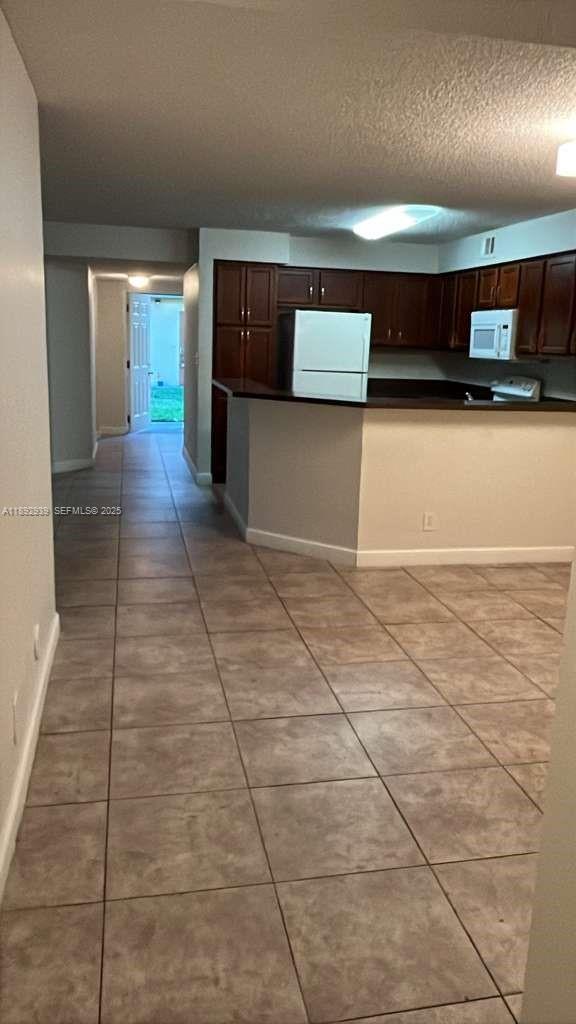 Building Photo - 7640 Westwood Dr