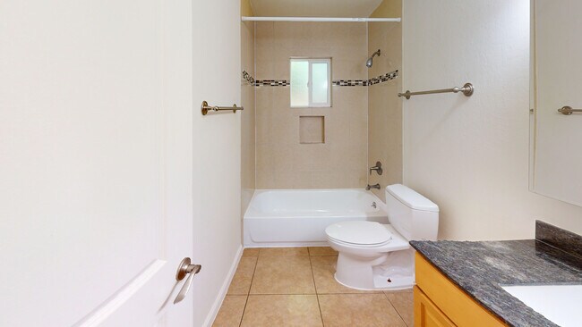 Building Photo - 18167 Happy Ln