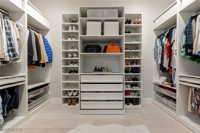 Building Photo - 3509 Pilot Cir