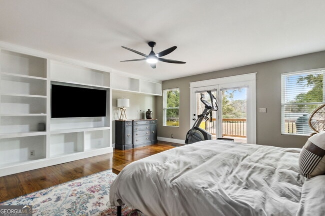 Building Photo - 208 Bishop Cir