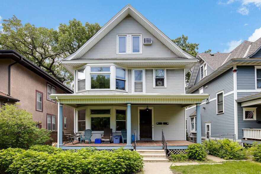 Primary Photo - 1660 Marshall Ave