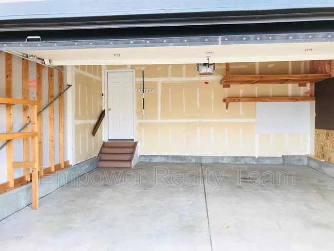Building Photo - 8097 Parsonage Ln