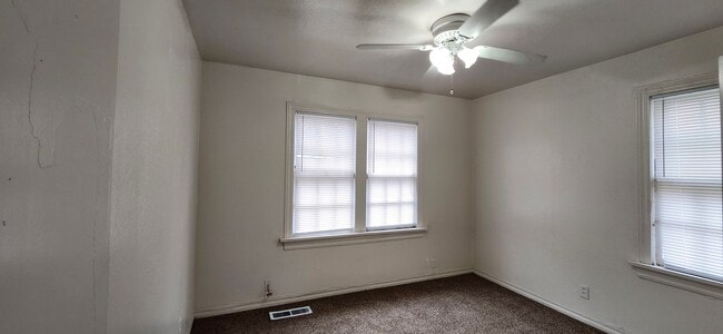 Building Photo - WONDERFUL 3 BEDROOM HOME FOR RENT IN OKC!! * MOVE IN SPECIAL!!! HALF OFF FIRST MONTHS RENT!*