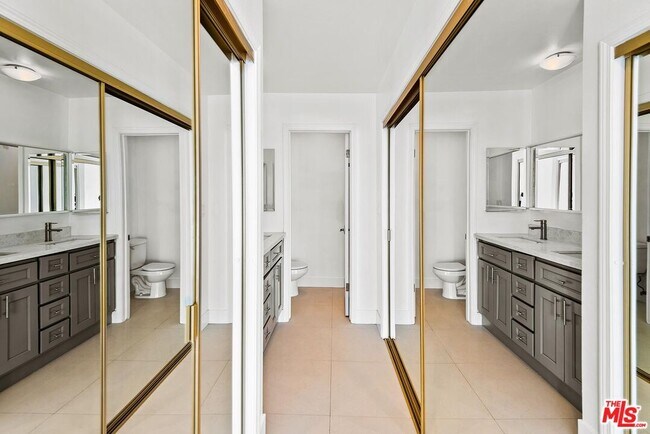 Building Photo - 8105 Redlands St