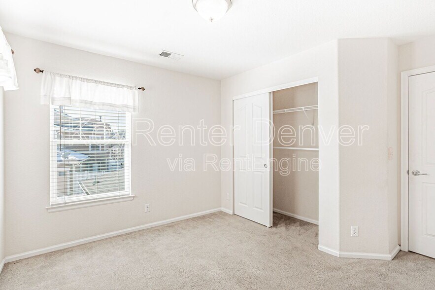 Building Photo - 1191 S Richfield St