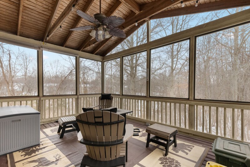 Building Photo - 2953 Medford Dr