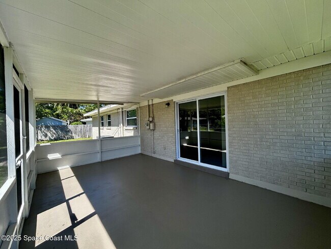 Building Photo - 1435 Belford Ct