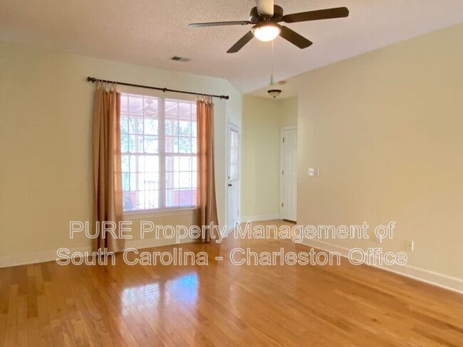 Building Photo - 1512 Asarina Ln
