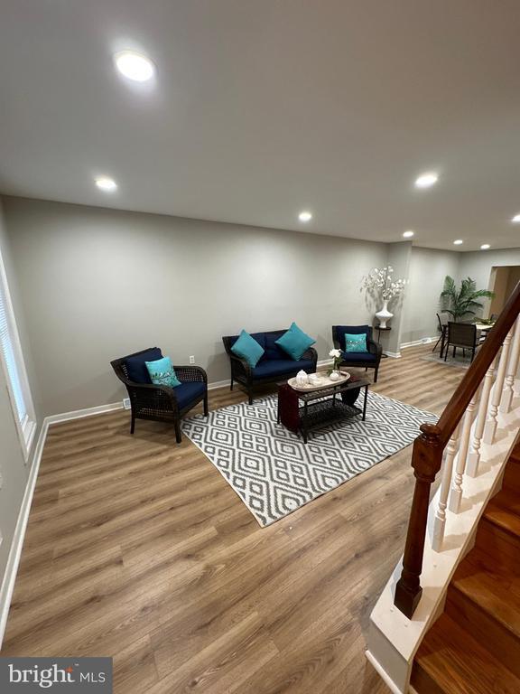 Building Photo - 6521 Gildar St