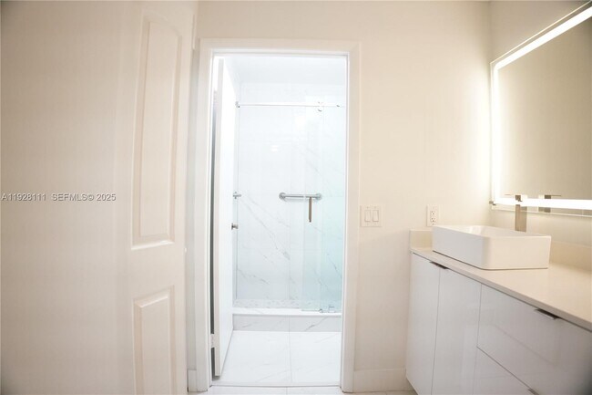 Building Photo - 5141 NW 101st Pl