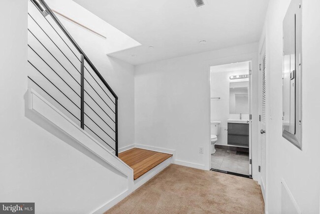 Building Photo - 1548 S 25th St