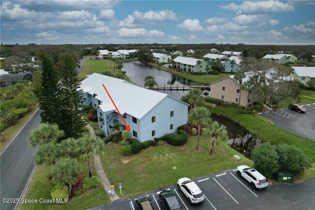 Building Photo - 9626 Riverside Dr