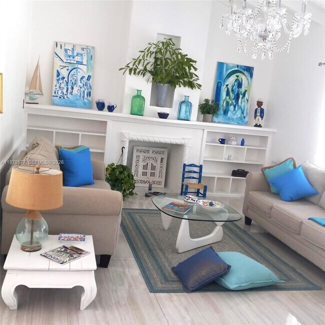 Building Photo - 6910 Rue Notre Dame