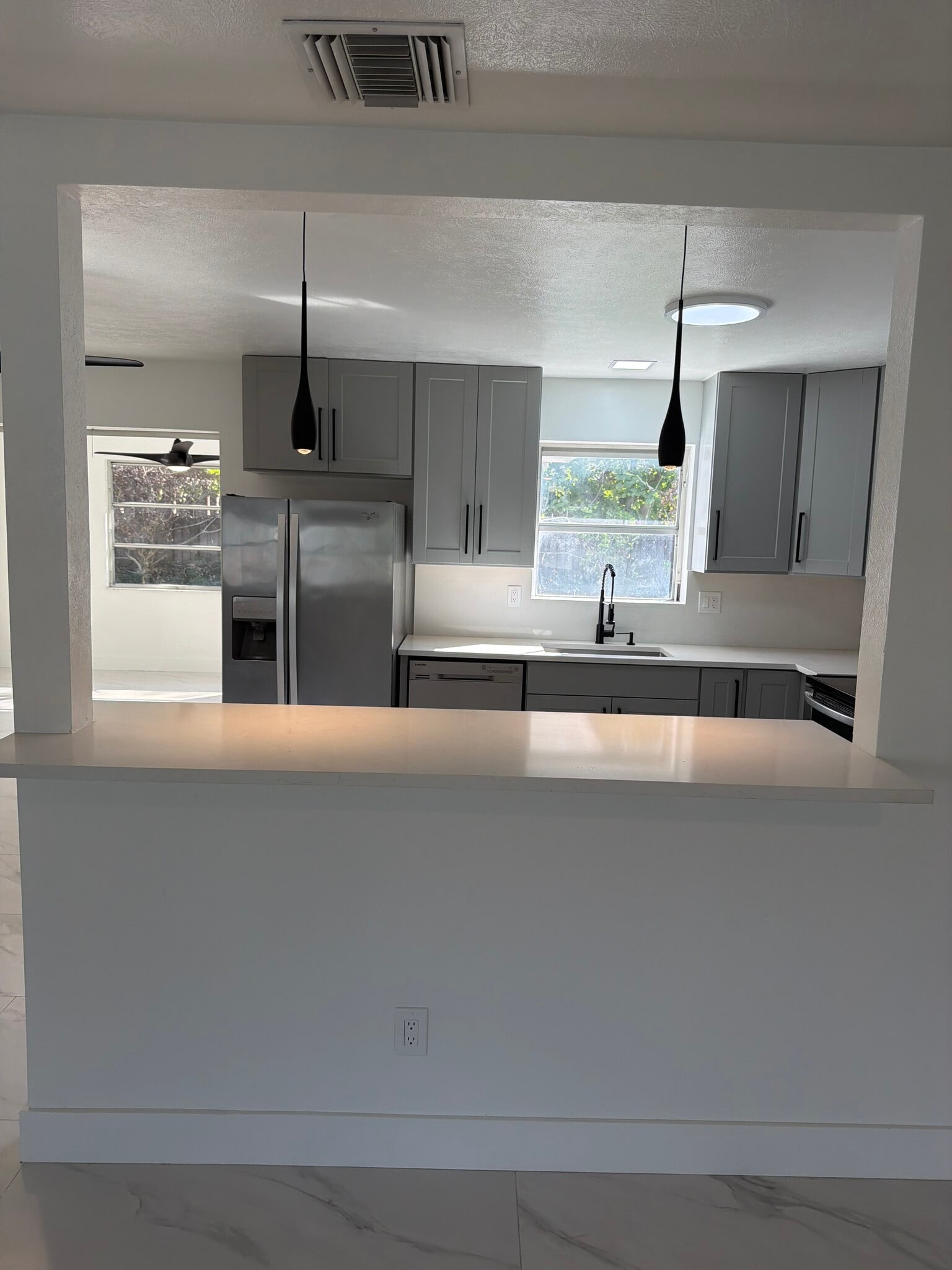 Building Photo - 1184 Milano Dr