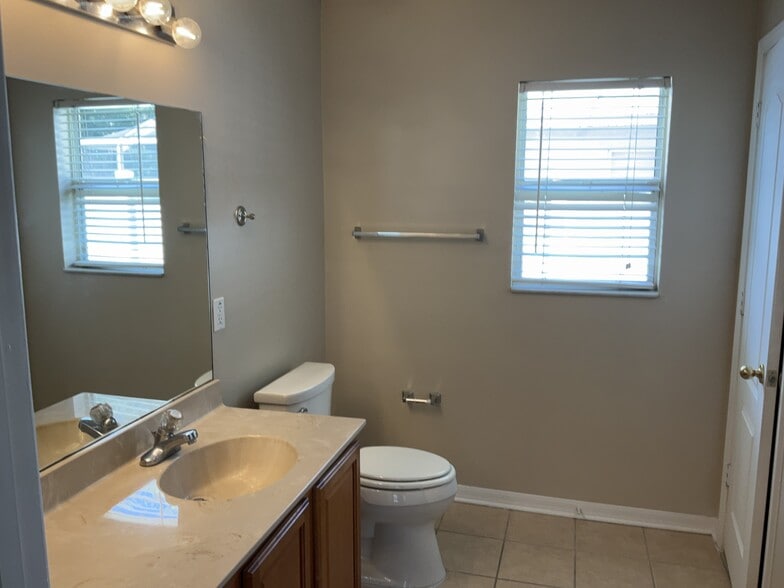 Building Photo - 7461 Hunters Greene Cir