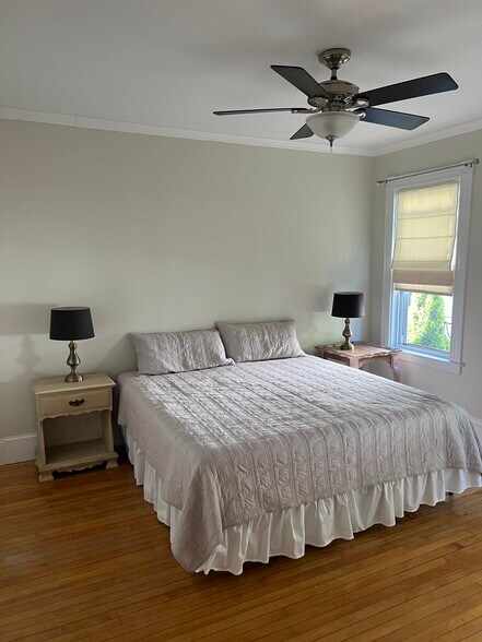 Bedroom 1 - 40 Paradise Rd