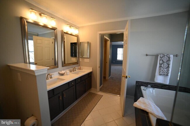 Building Photo - 134 Lydia Ln