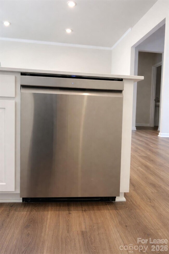 Building Photo - 1115 Bandon Dr