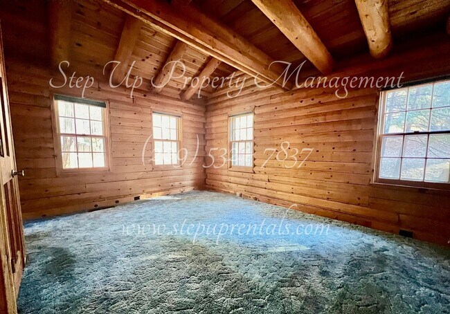 Building Photo - 24201 Martingale Ln