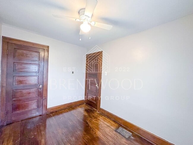 Building Photo - Charming 3-Bedroom Home with Modern Kitche...