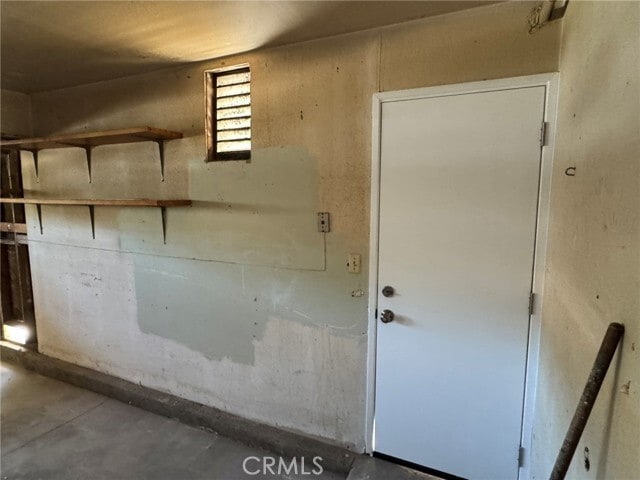 Building Photo - 332 Winding Ln