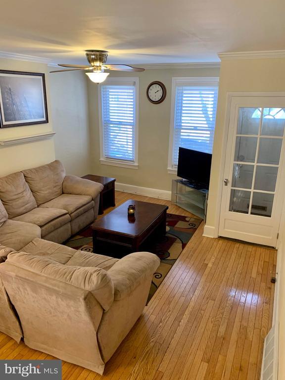 Building Photo - 812 N Judson St