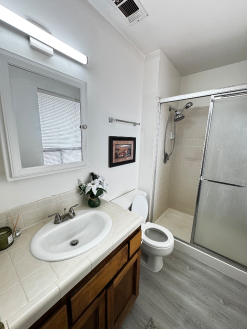 Building Photo - 3526 W Browning Ave