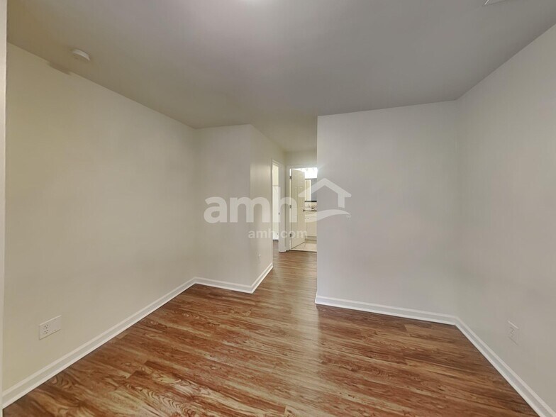 Building Photo - 791 Gardenside Cir SE