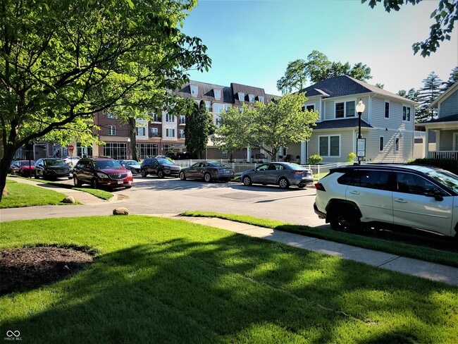 Building Photo - 131 1st Ave NW