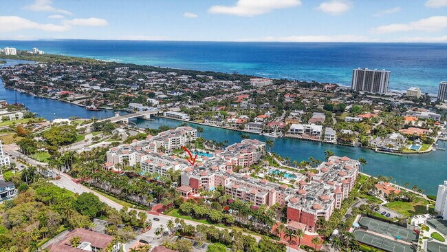 Building Photo - 120 SE 5th Ave