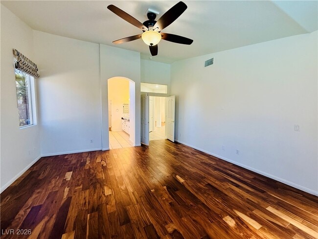 Building Photo - 2547 Serenity Hollow Dr