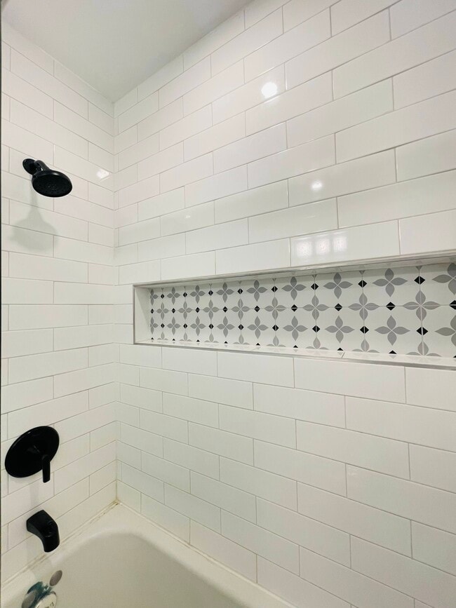 Building Photo - 3990 4th St