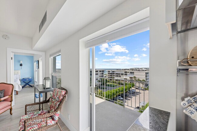 Building Photo - 3230 S Ocean Blvd