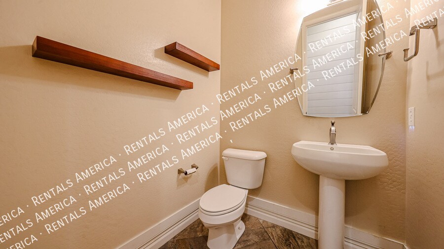 Building Photo - 28806 N 67th Dr