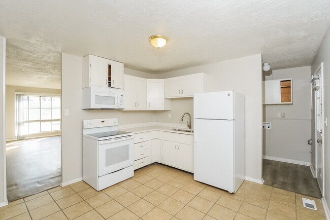 Building Photo - 3478 Hermosa Ct