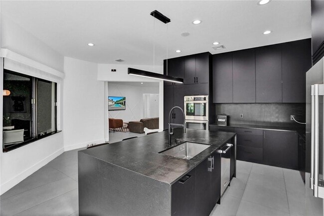 Building Photo - 4092 NW 88th Ter