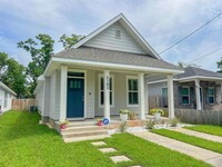 Building Photo - 2102 W Gregory St