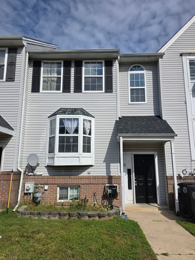 Building Photo - Townhouse in Newark/Bear Area