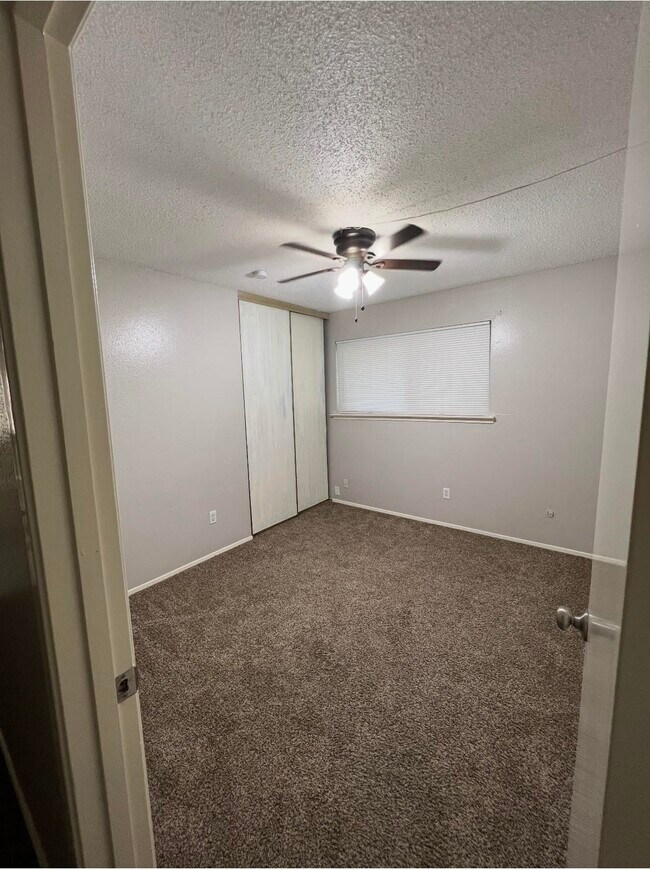 Building Photo - 12026 Mighty Oak Dr