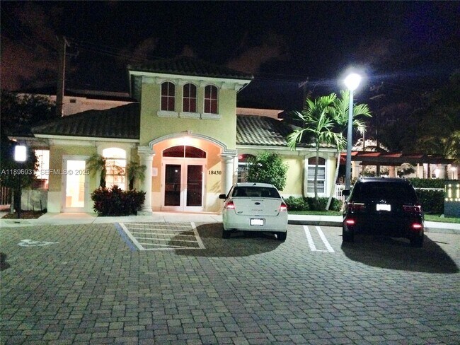 Building Photo - 2700 NE 184th Terrace