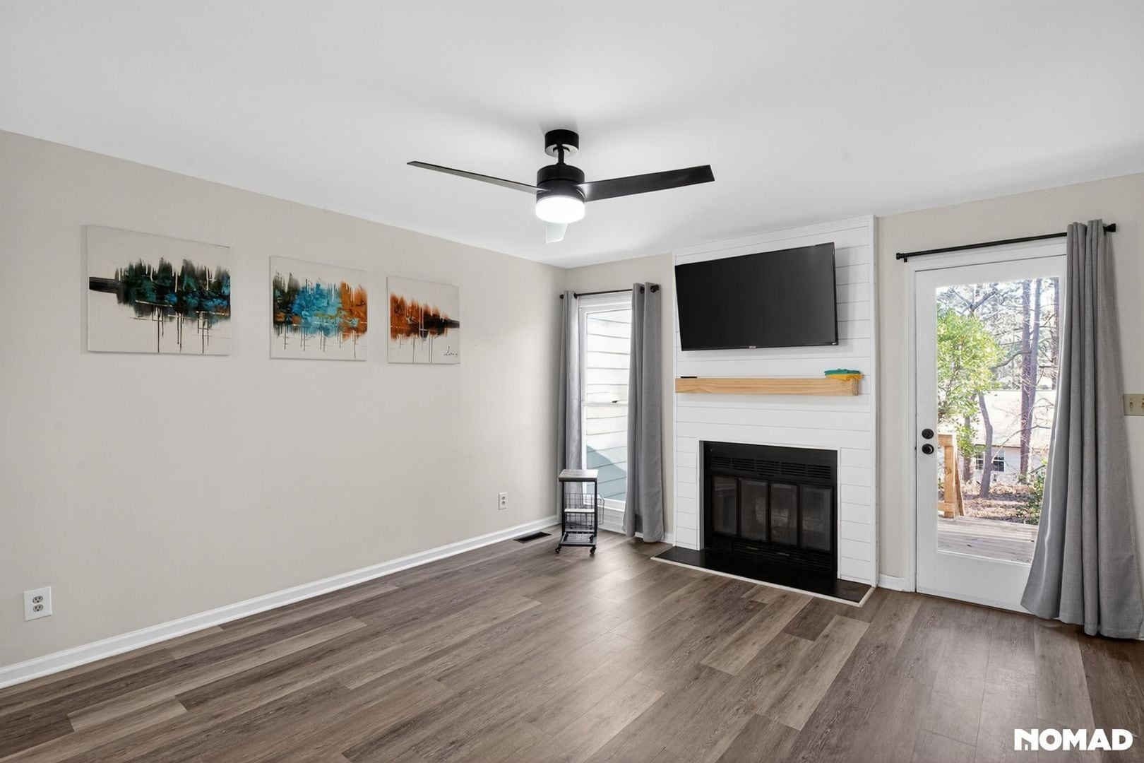 Building Photo - 533 Oak Run Dr