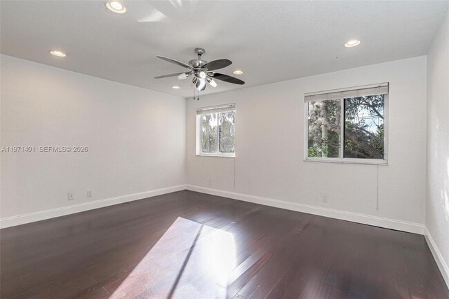 Building Photo - 11191 SW 17th Manor