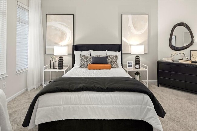 Building Photo - 5256 International Dr