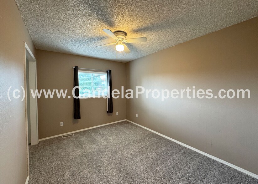 Building Photo - 8038 Horizon Dr