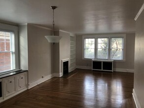 Building Photo - 5710 Woodmont St