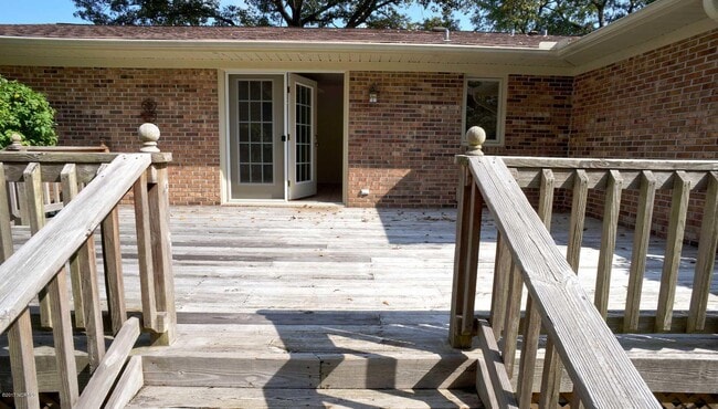 Building Photo - 2209 Fox Horn Rd